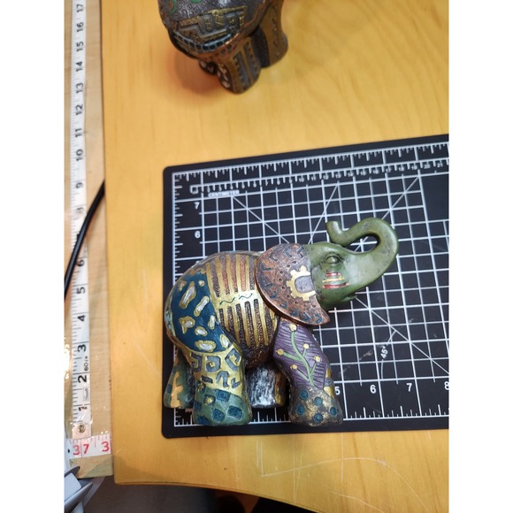 Hand Painted Elephant Figurines Set of 2 Tribal Folk Art Decor Made in China - Picture 8 of 8